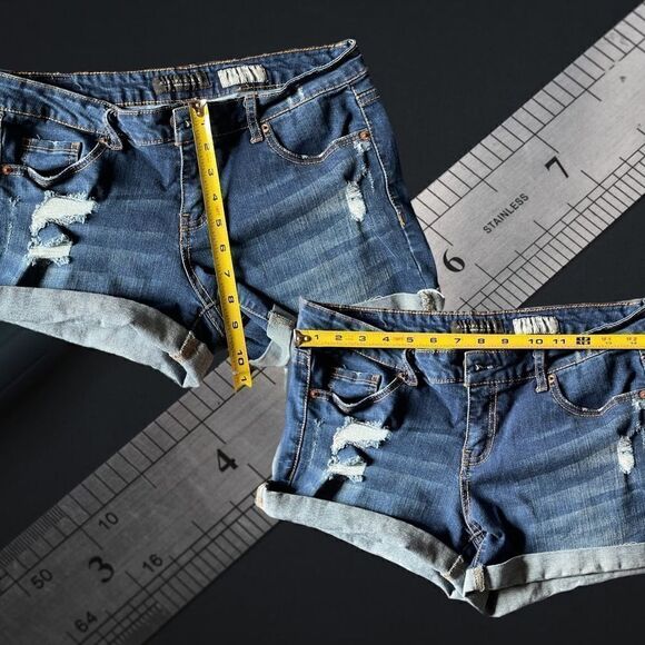 Aeropostale l MIDI l Medium Denim l Jean Shorts l Rolled Hem l 8 - Picture 5 of 8